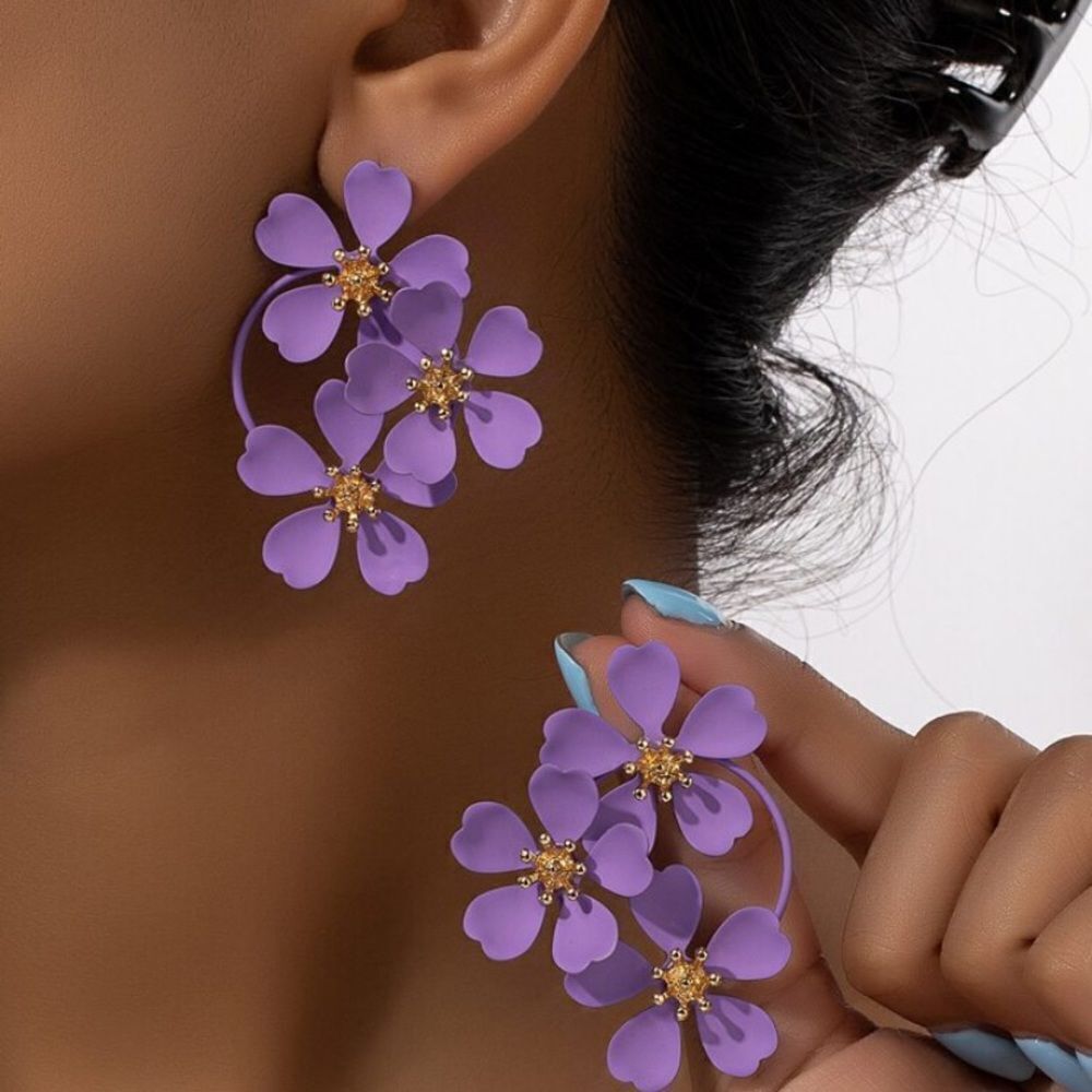 3for$20 NEW floral earring purple